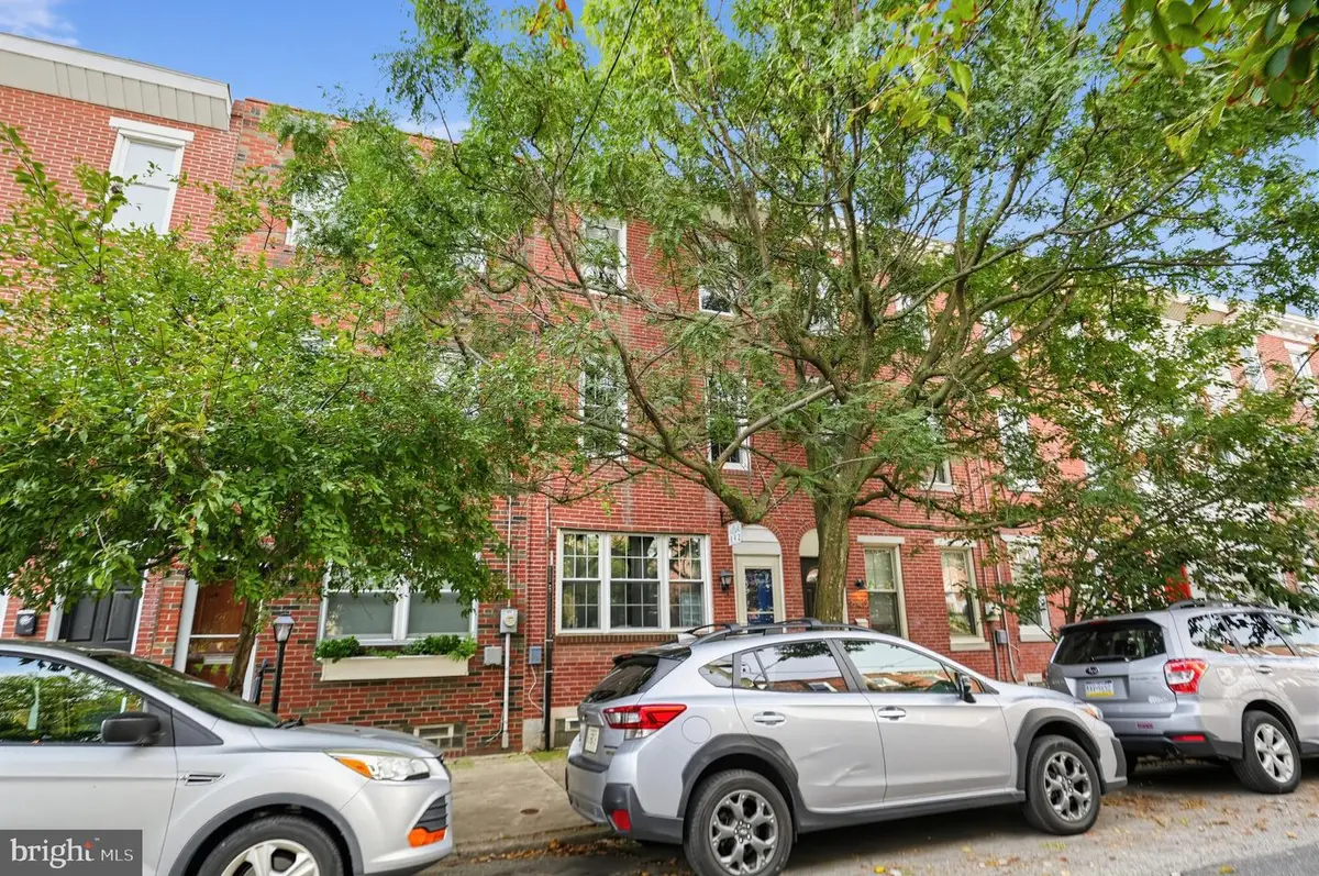842 Almond St, Philadelphia, PA 19125 - #1