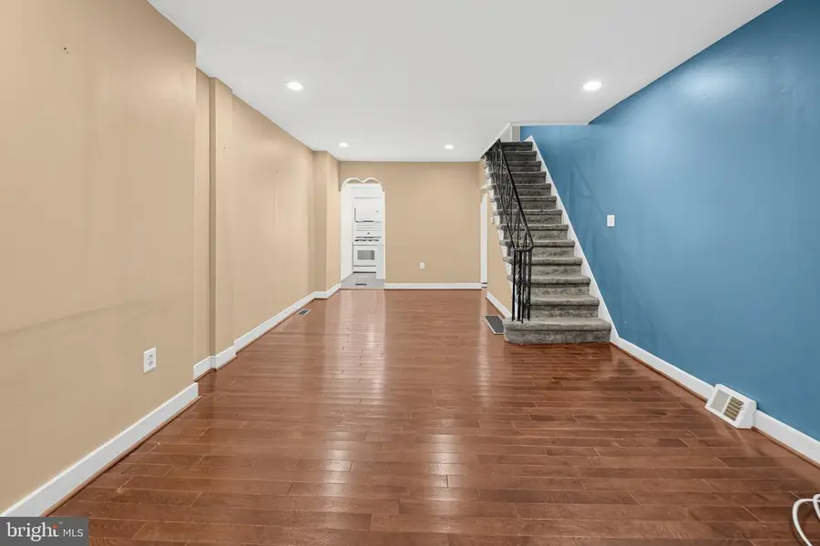 842 Almond St, Philadelphia, PA 19125 - #3