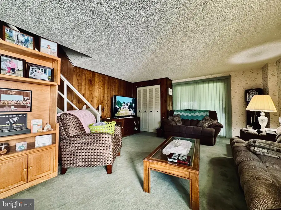 8 Shipley Pl, Philadelphia, PA 19152 - #3