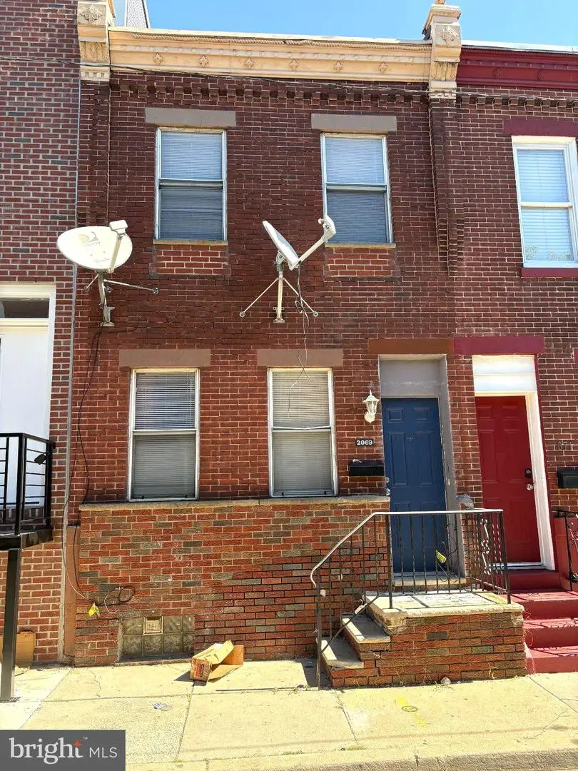 2069 E Birch St, Philadelphia, PA 19134 - #1