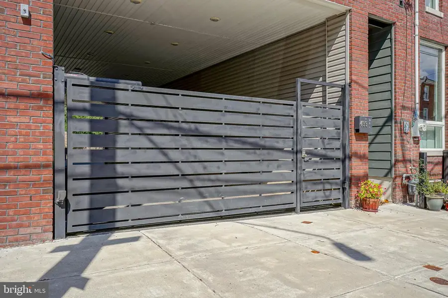 1109 Earl St, Philadelphia, PA 19125 - #3