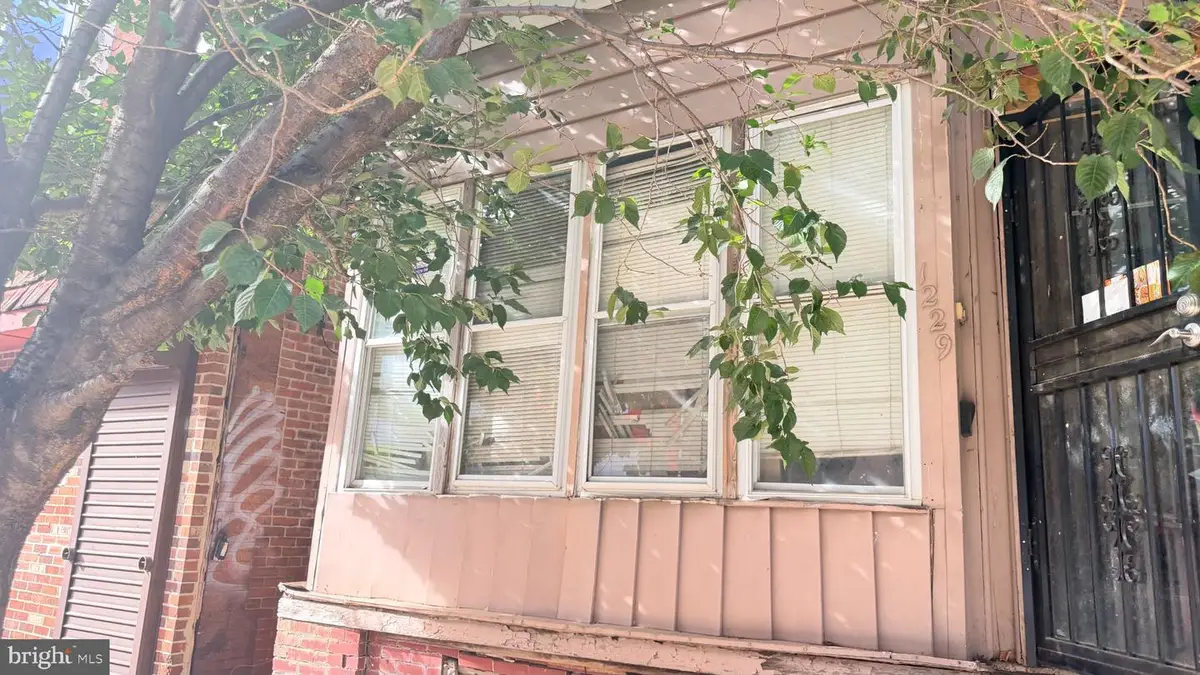 1229 W Russell St, Philadelphia, PA 19140 - #1