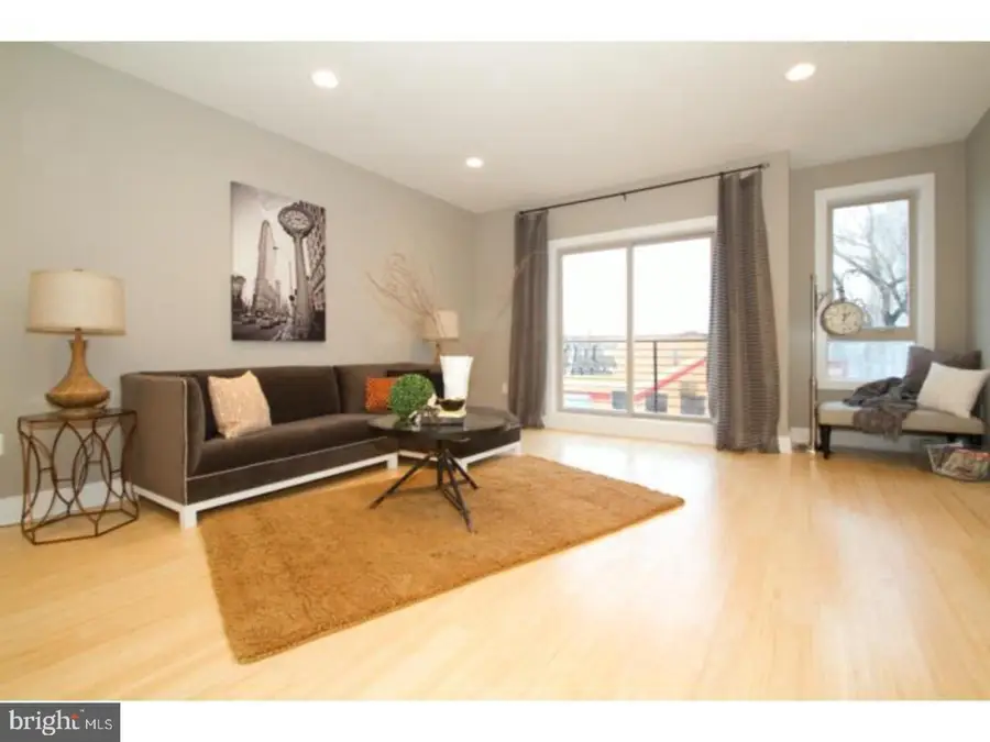 912 N Front St, Philadelphia, PA 19123 - #2
