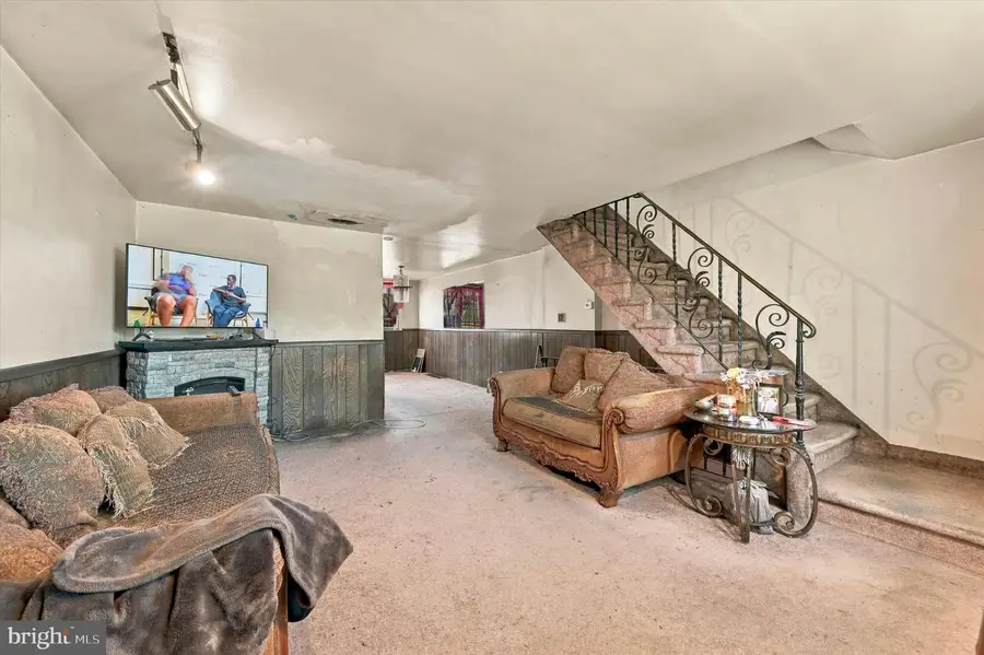 1834 Farrington Rd, Philadelphia, PA 19151 - #2