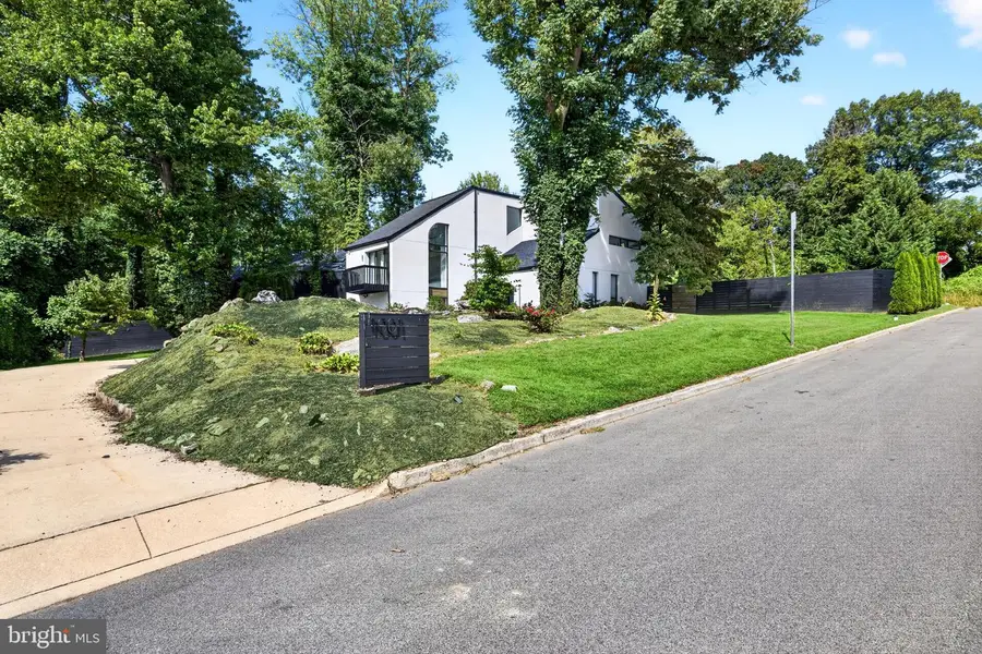 1001 W Allens Ln, Philadelphia, PA 19119 - #2