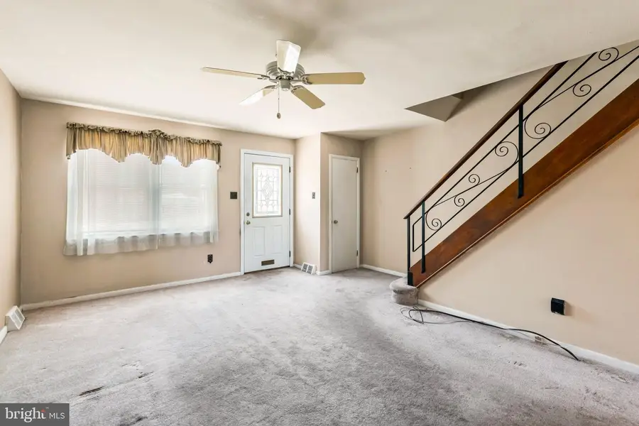 527 Martin St, Philadelphia, PA 19128 - #3