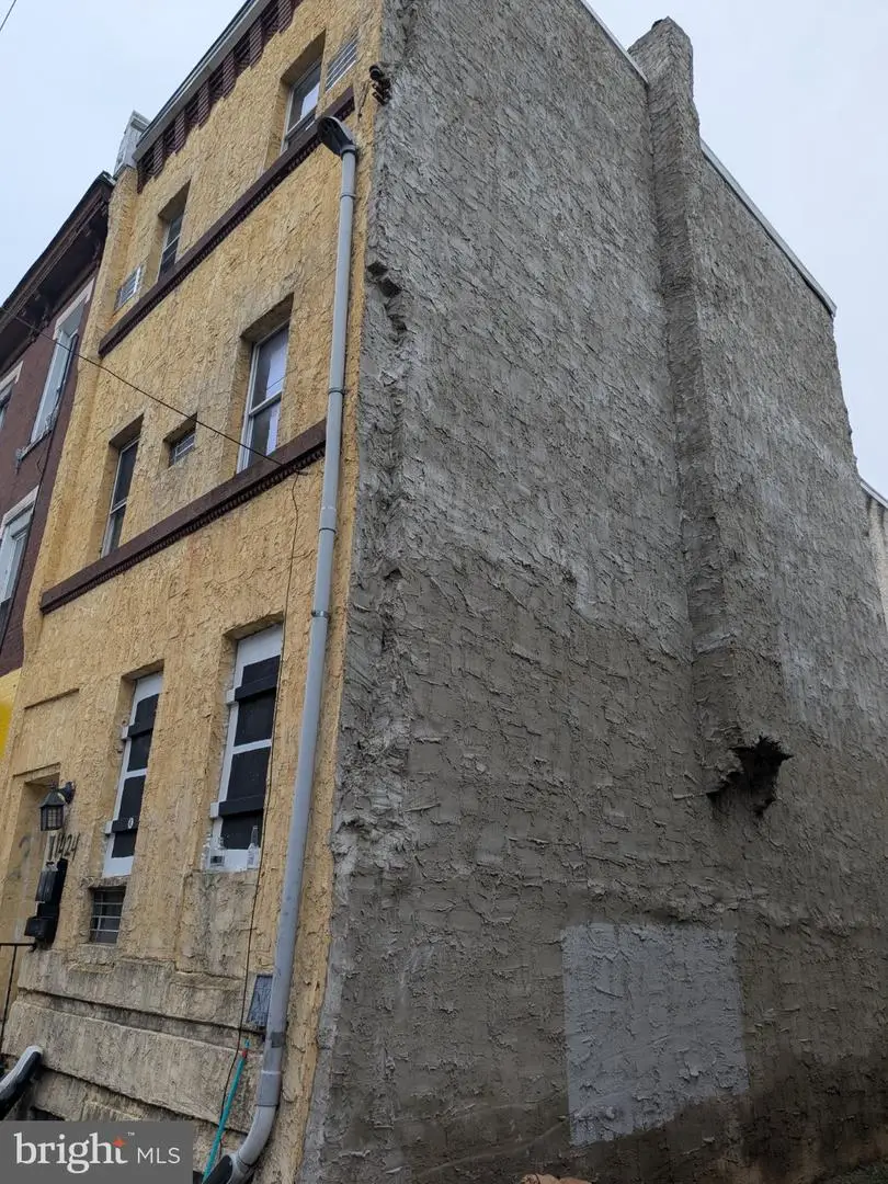 1424 W York St, Philadelphia, PA 19132 - #2