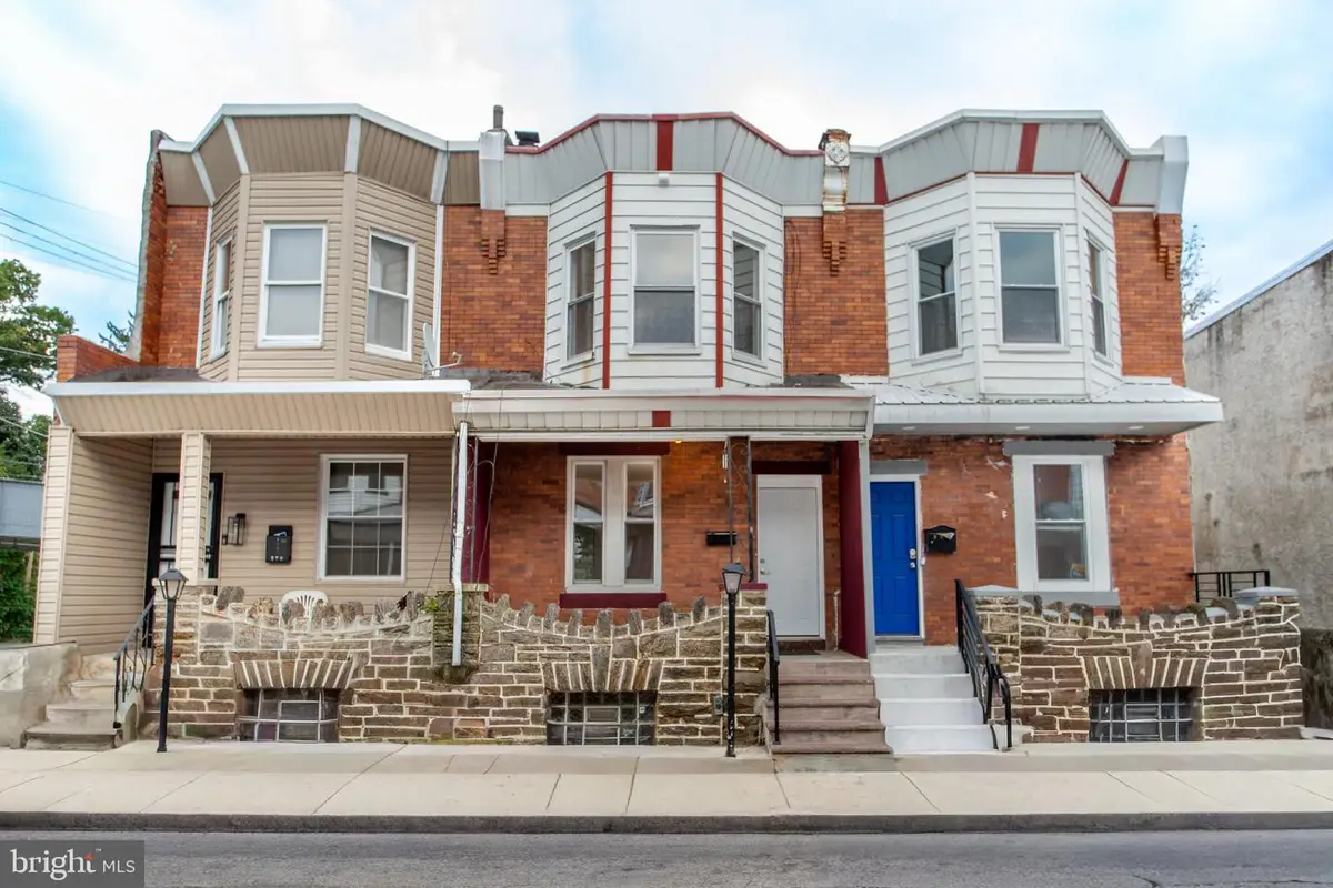 576 E Herman St, Philadelphia, PA 19144 - #1