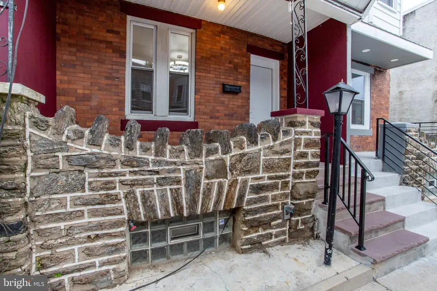 576 E Herman St, Philadelphia, PA 19144 - #3