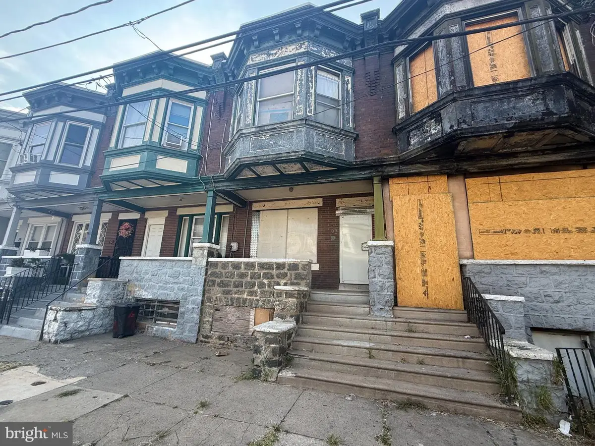 18 S 55th St, Philadelphia, PA 19139 - #1