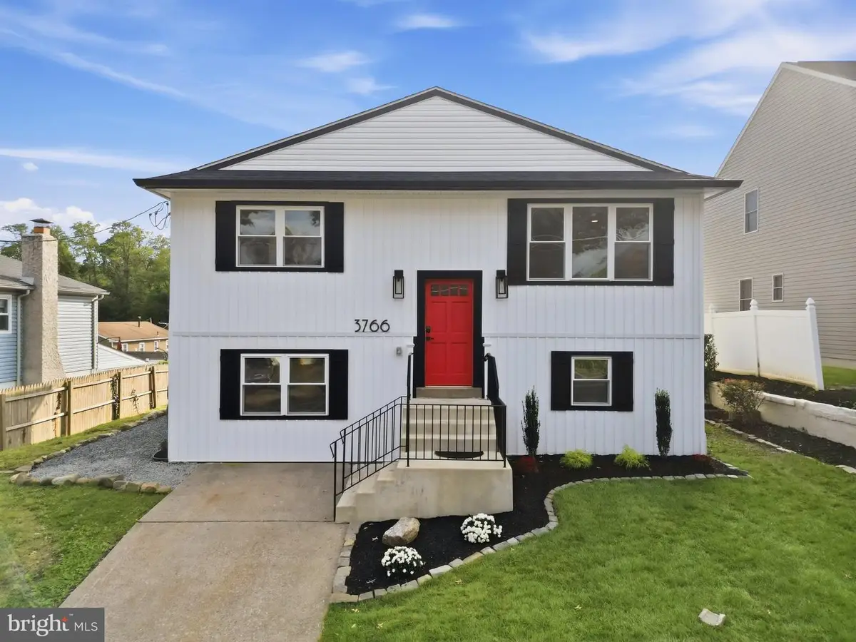 3766 President St, Philadelphia, PA 19114 - #1
