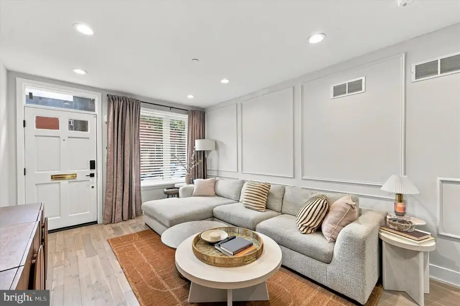 2044 E Susquehanna Ave, Philadelphia, PA 19125 - #3