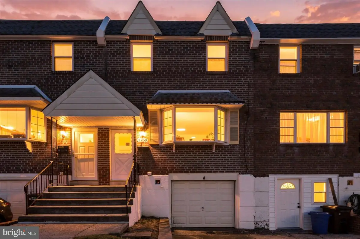 3758 Genesee Dr, Philadelphia, PA 19154 - #1