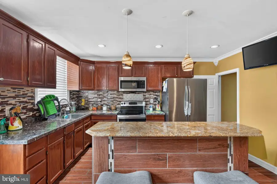 4646 Shelbourne St, Philadelphia, PA 19124 - #3