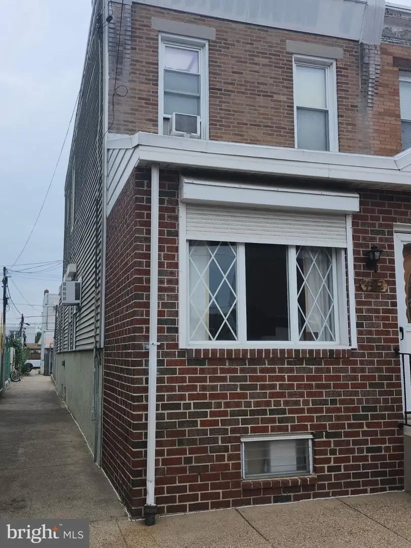 4412 Edgemont St, Philadelphia, PA 19137 - #2