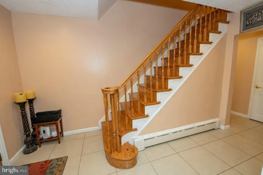1735 Emerson St, Philadelphia, PA 19152 - #2