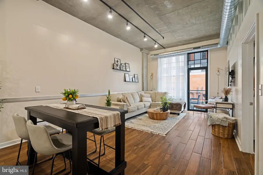 112 N 2nd St #5b2, Philadelphia, PA 19106 - #3