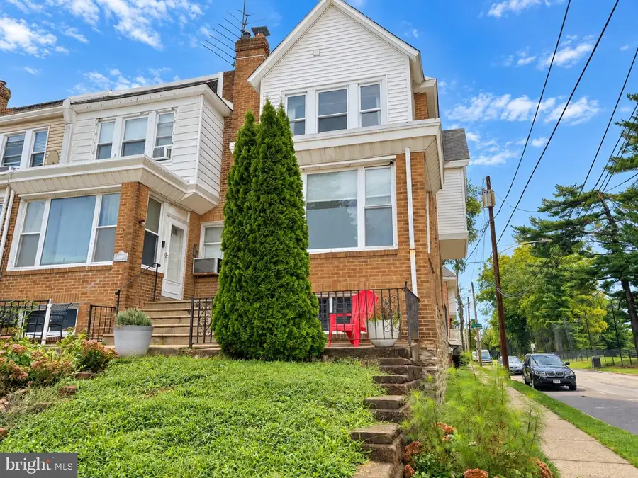 674 Wendover St, Philadelphia, PA 19128 - #3