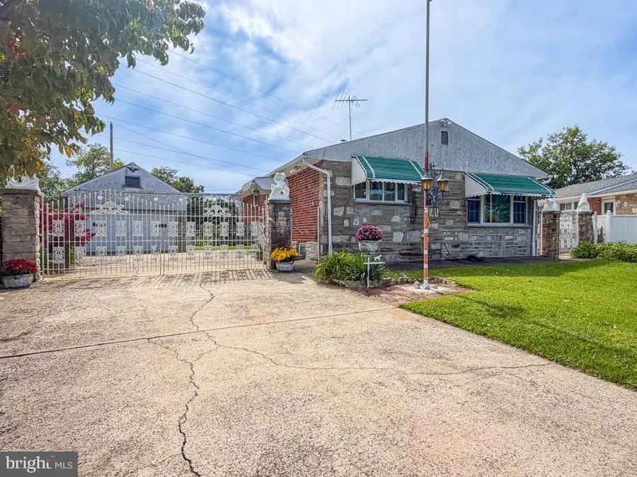 9601 Dedaker St, Philadelphia, PA 19115 - #3
