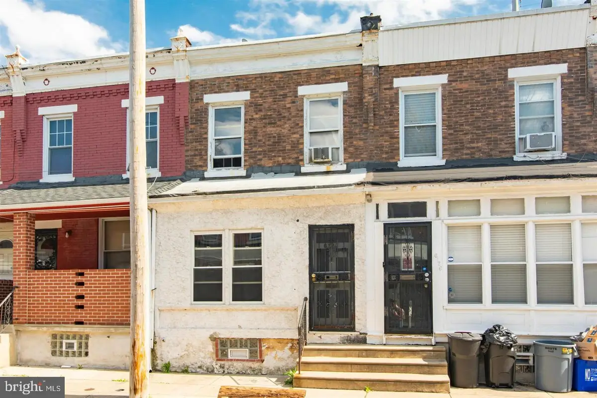 6124 Upland St, Philadelphia, PA 19142 - #1