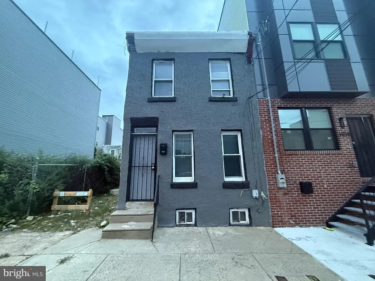 1016 W Arizona St, Philadelphia, PA 19133 - #1