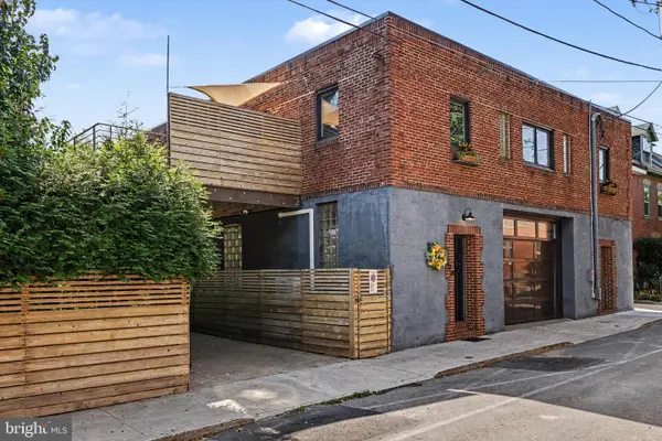 32-34 Nippon St, PHILADELPHIA, PA 19119