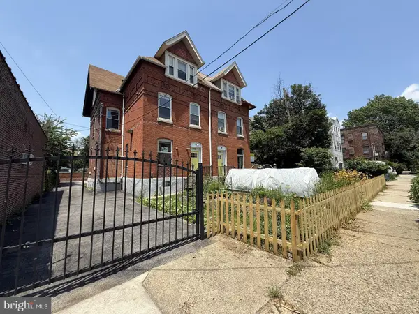 4815 Chester Ave, PHILADELPHIA, PA 19143
