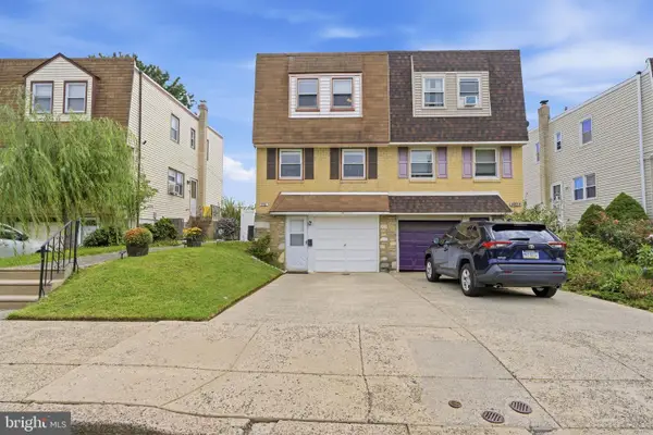 9961 Alicia St, PHILADELPHIA, PA 19115