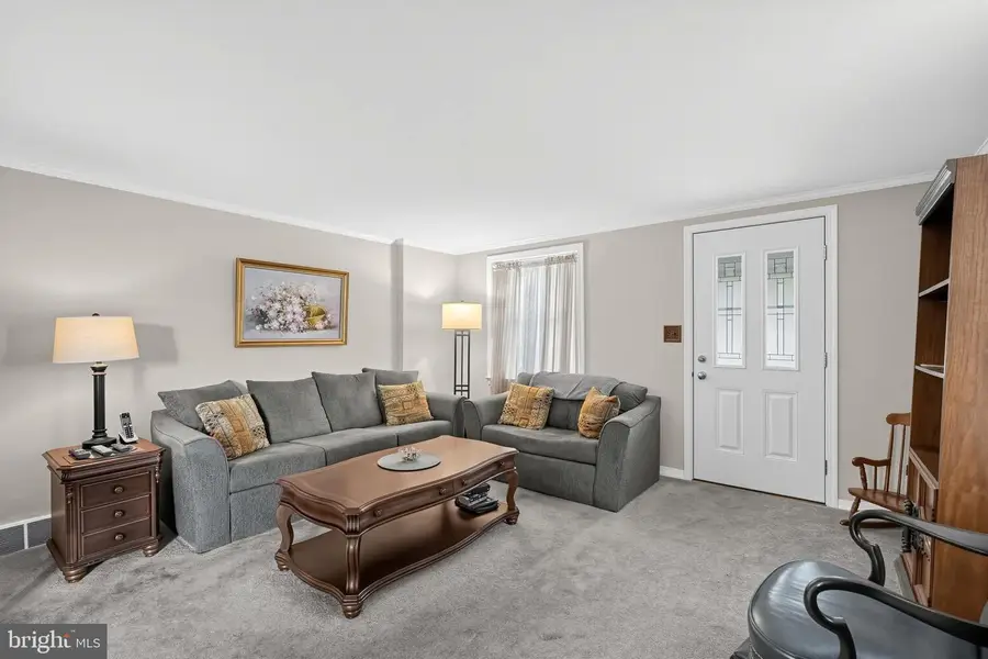 527 Overlook Rd, Philadelphia, PA 19128 - #3
