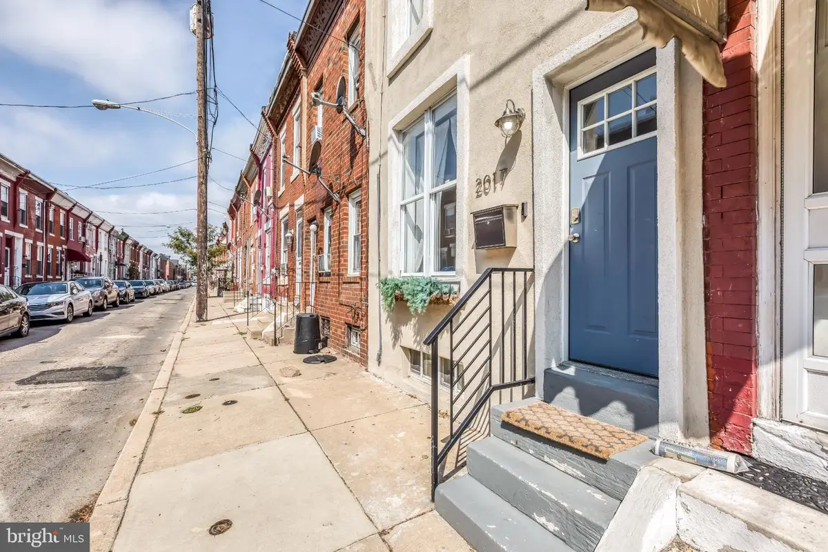2017 Pierce St, Philadelphia, PA 19145 - #1