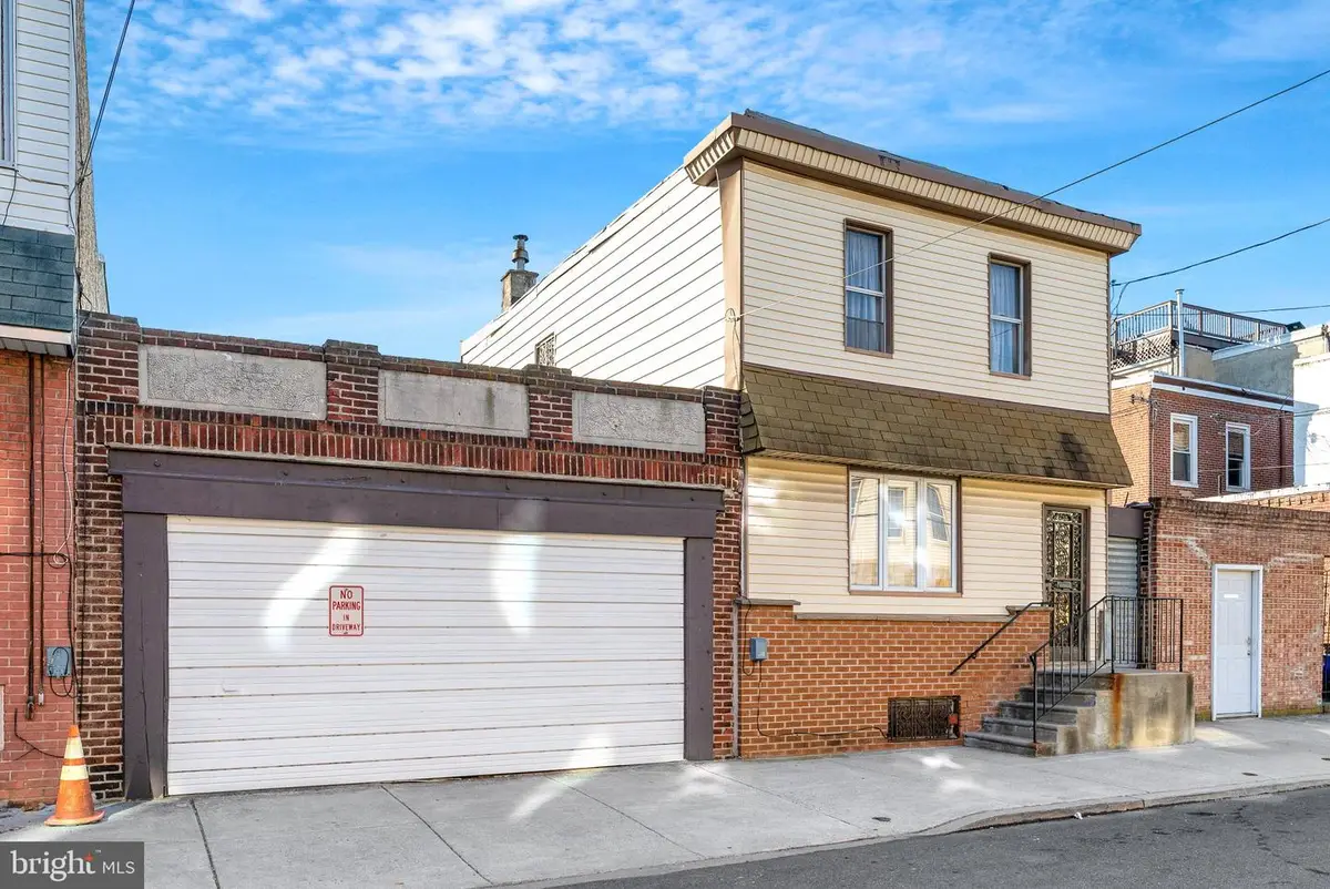 2711-13 E Thompson St, Philadelphia, PA 19134 - #1
