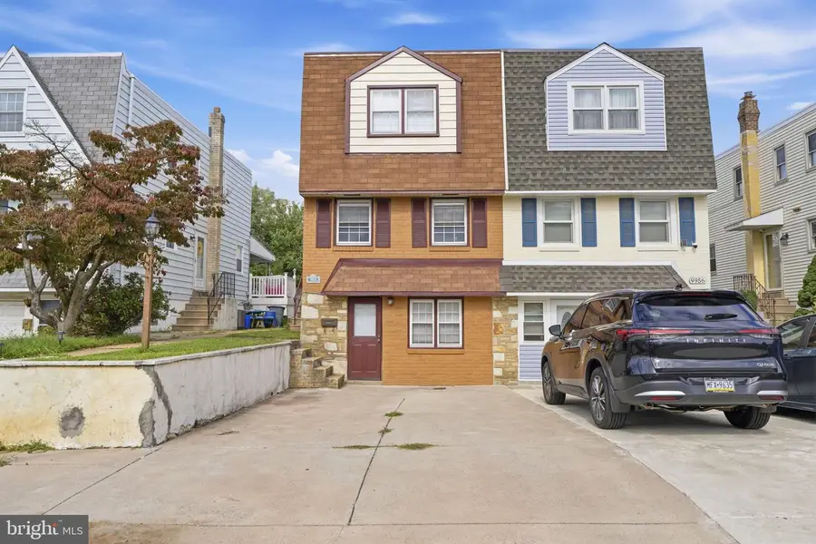 9954 Bridle Rd, Philadelphia, PA 19115 - #2