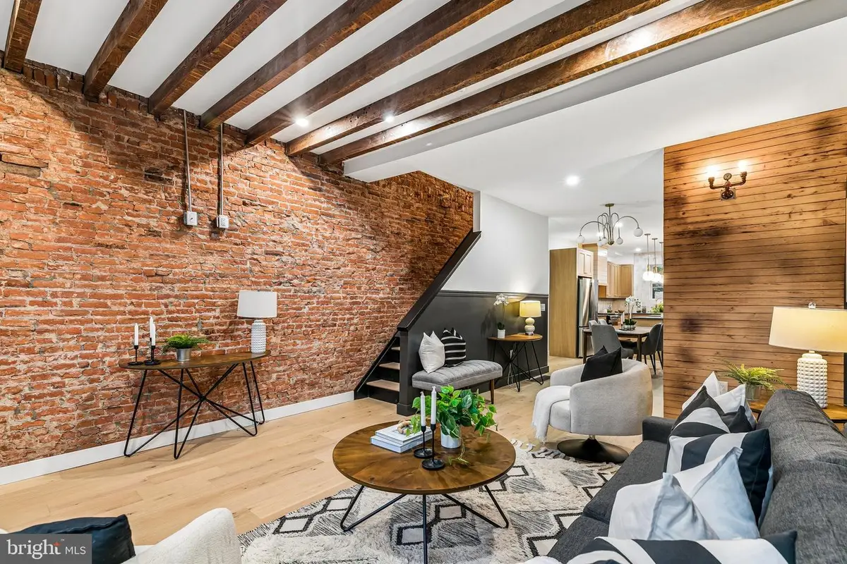 426 Moore St, Philadelphia, PA 19148 - #1