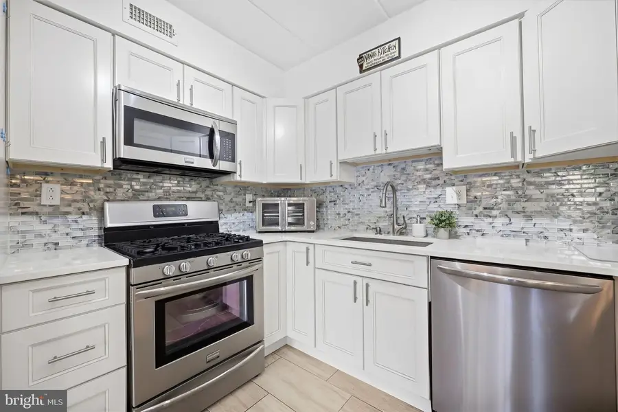 8920 Krewstown Rd #215, Philadelphia, PA 19115 - #3