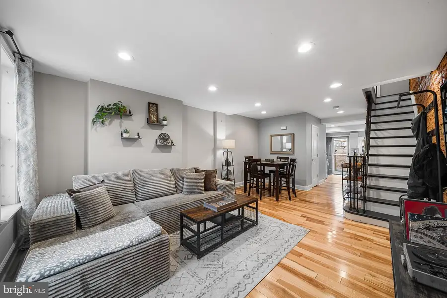 2038 Pierce St, Philadelphia, PA 19145 - #3
