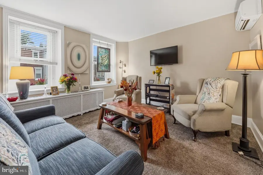 3443 Crawford St, Philadelphia, PA 19129 - #2