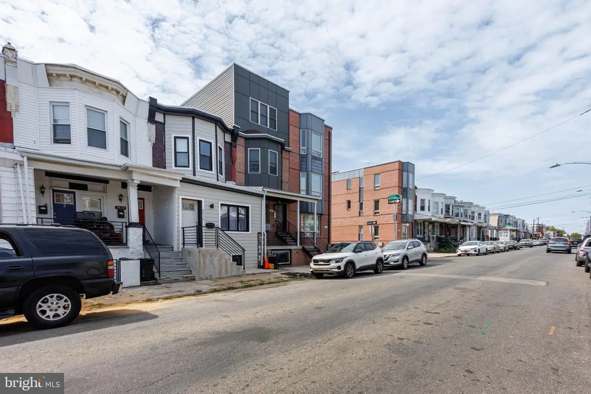 5612 Catharine St, Philadelphia, PA 19143 - #1