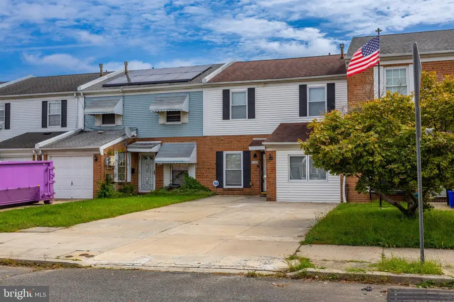 8408 Lyons Pl, Philadelphia, PA 19153 - #2
