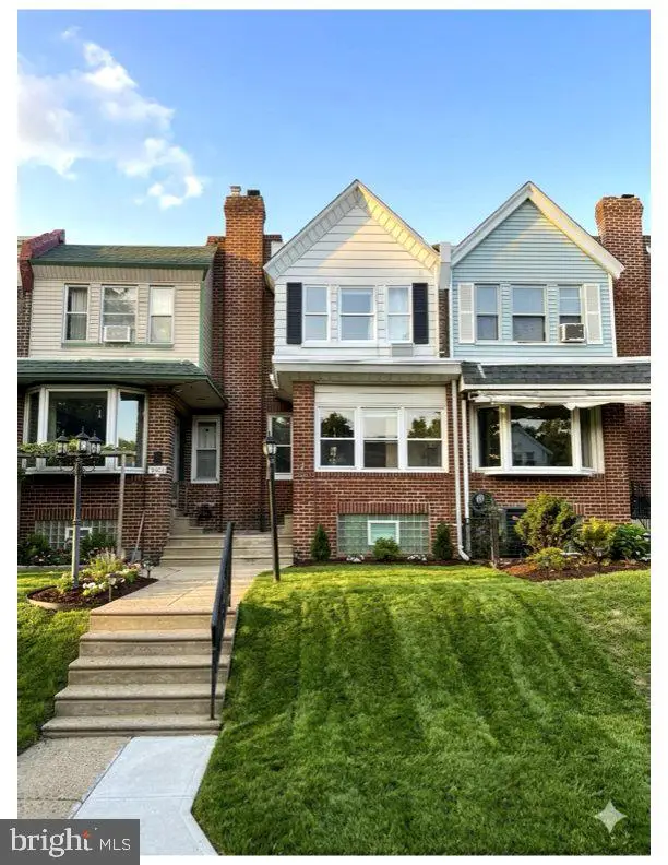 3439 Friendship St, Philadelphia, PA 19149 - #1