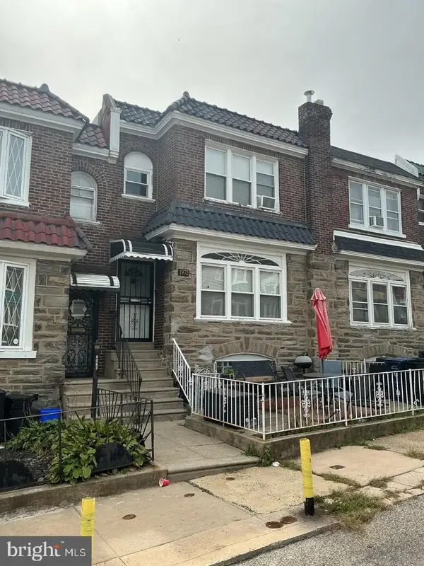 1972 Sterling St, PHILADELPHIA, PA 19138