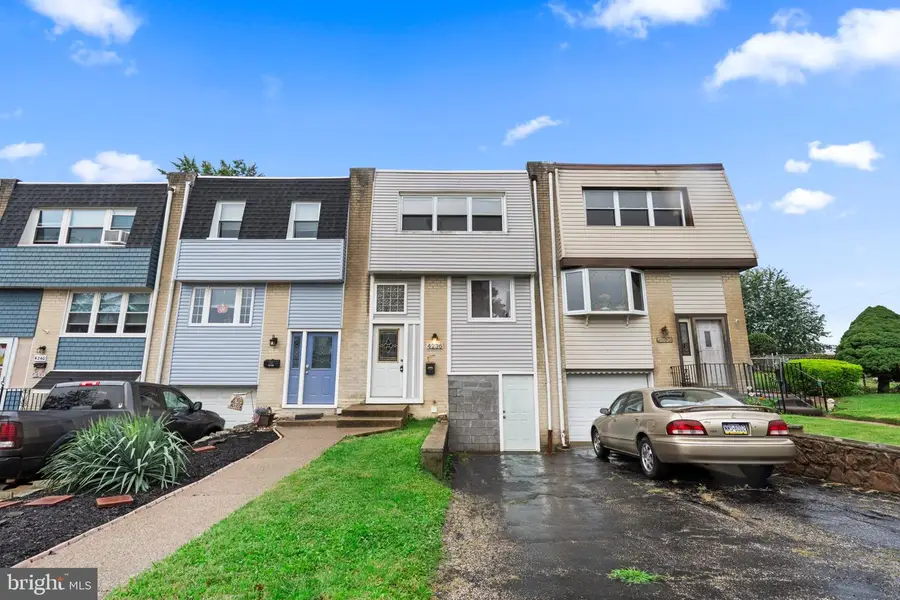 4236 Lawnside Rd, Philadelphia, PA 19154 - #2