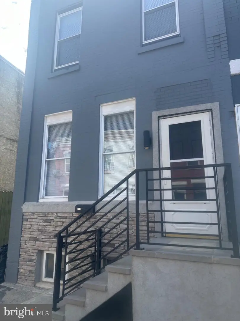 810 W Birch St, Philadelphia, PA 19133 - #1