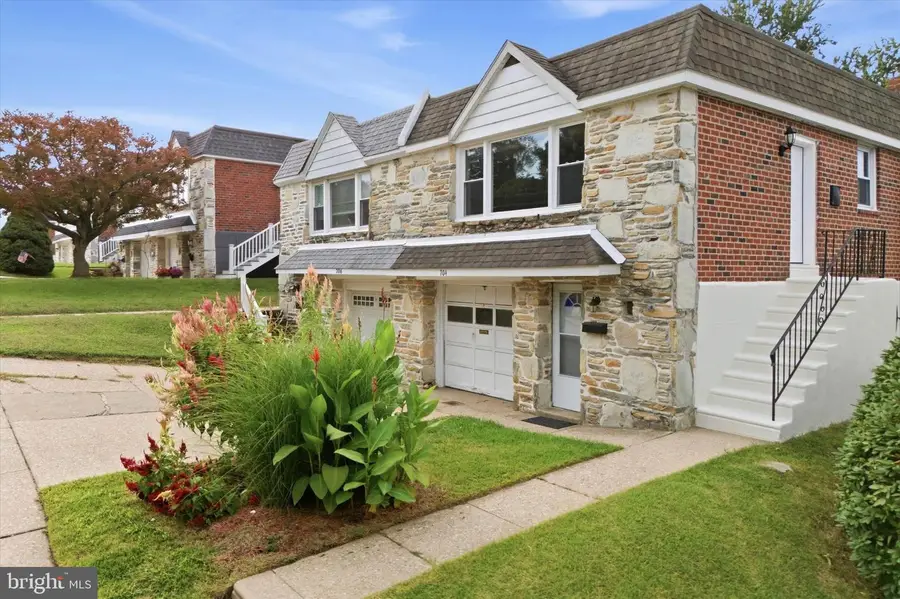 704 Hill Rd, Philadelphia, PA 19128 - #3