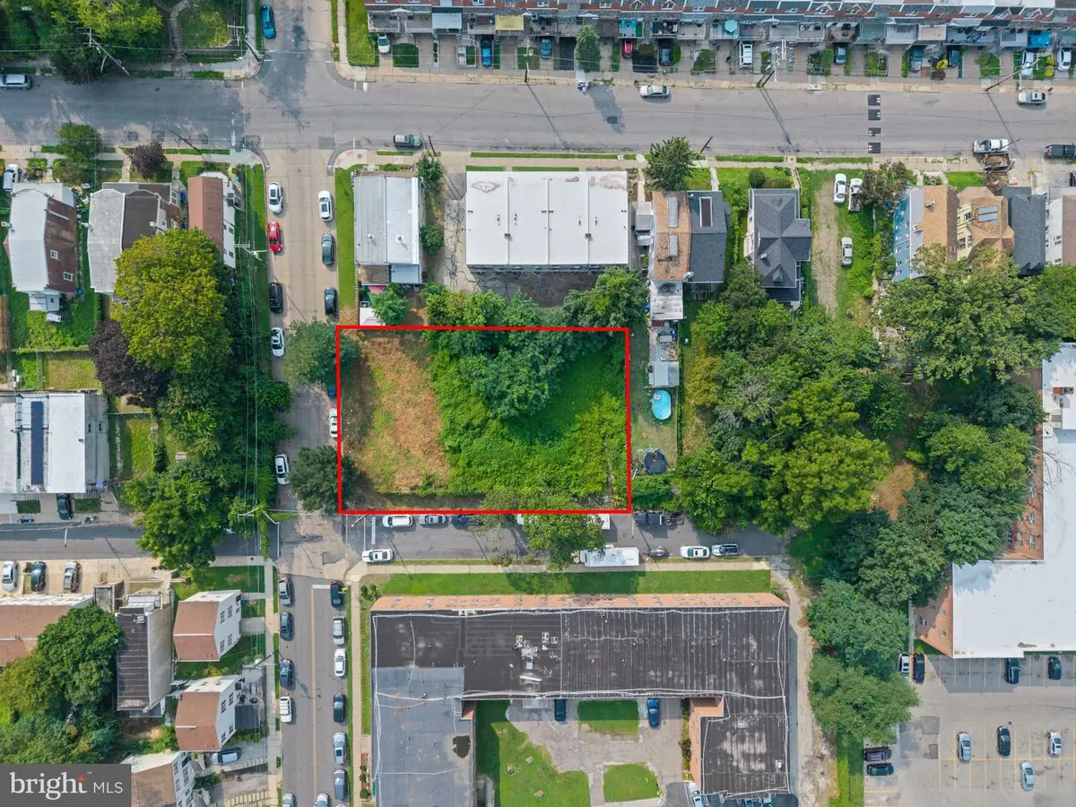 6010 N Hutchinson St, Philadelphia, PA 19141 - #1