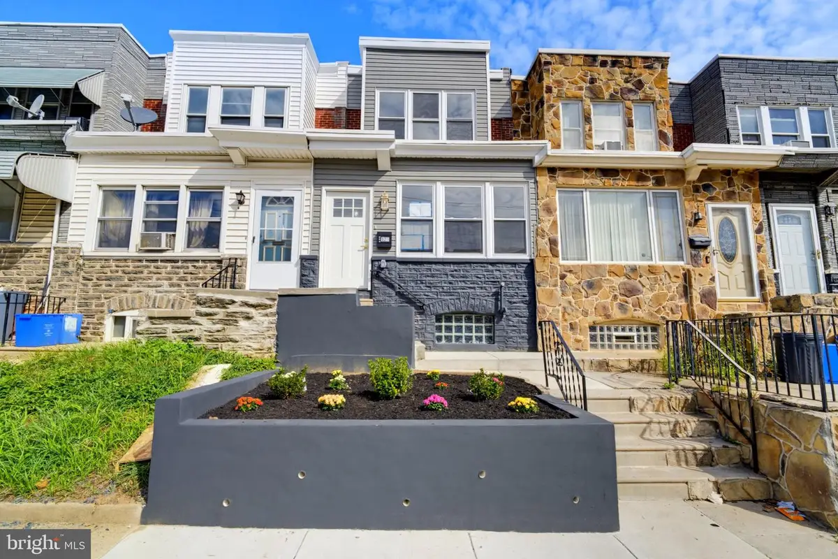 321 W Fisher St, Philadelphia, PA 19120 - #1