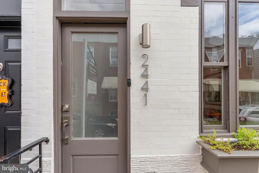 2441 S Clarion St, Philadelphia, PA 19148 - #3
