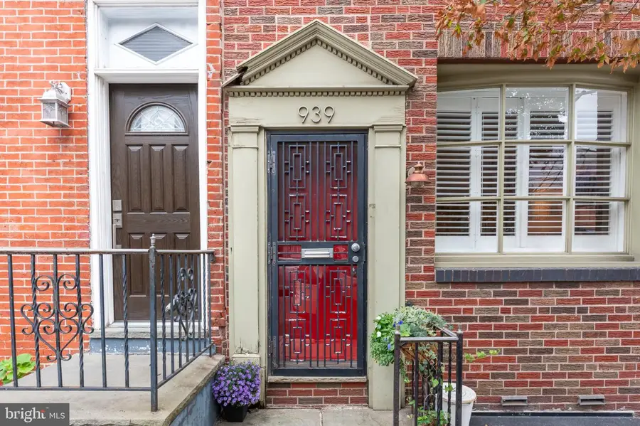 939 S 8th St, Philadelphia, PA 19147 - #2