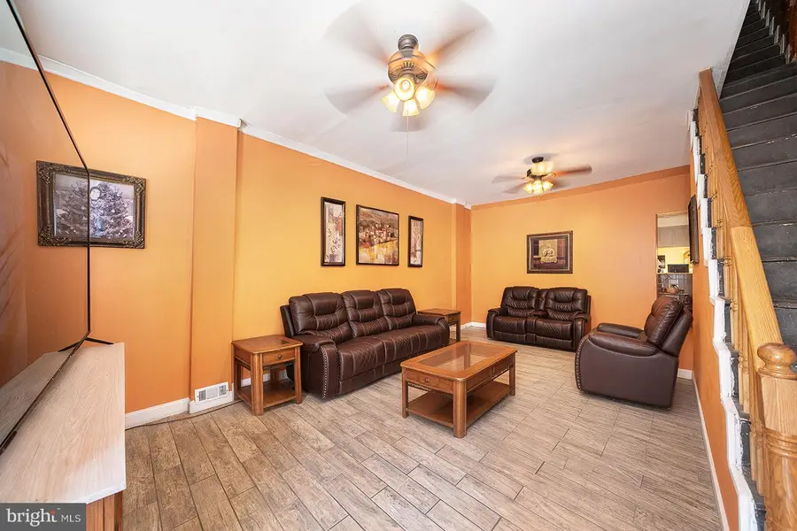 2137 N 6th St, Philadelphia, PA 19122 - #3