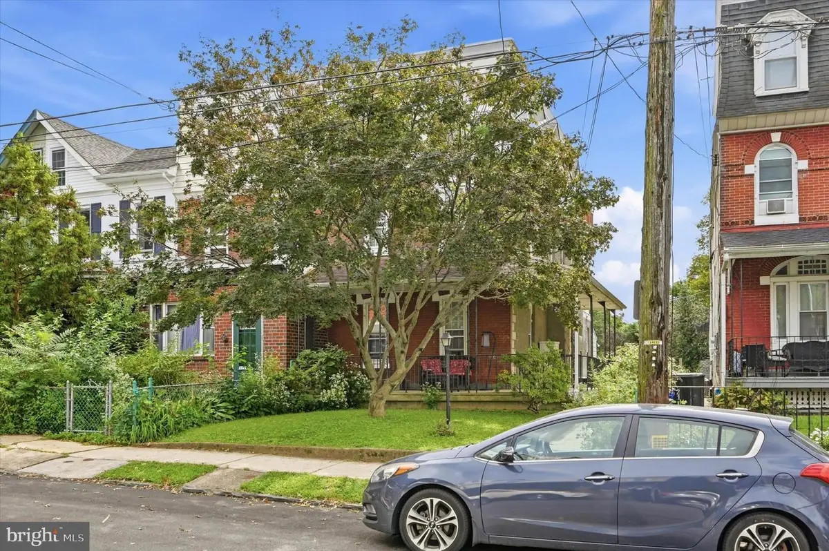 216 Rochelle Ave, Philadelphia, PA 19128 - #1