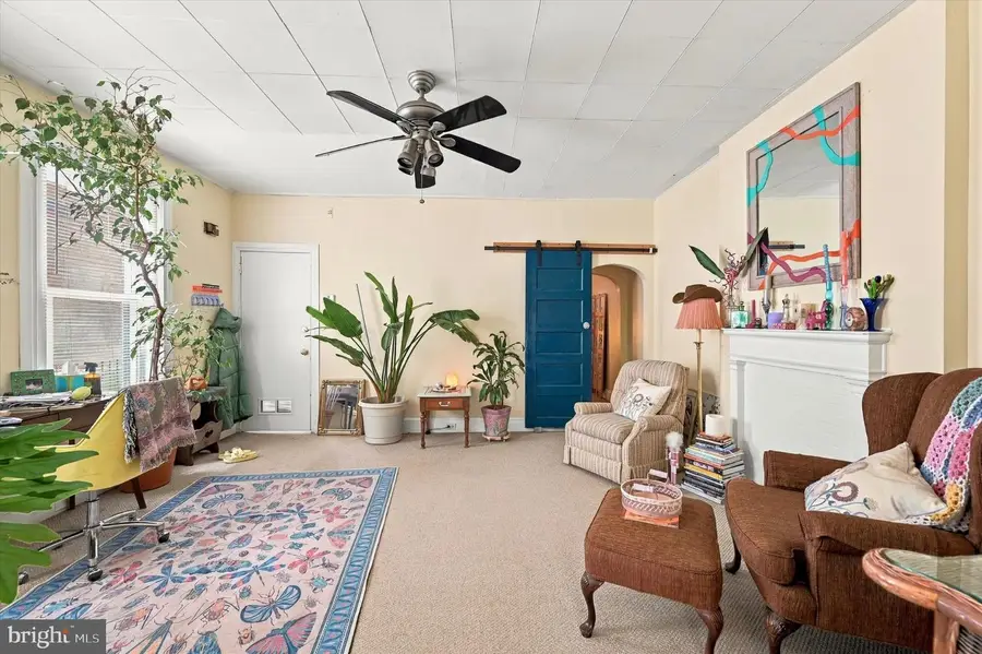 216 Rochelle Ave, Philadelphia, PA 19128 - #3